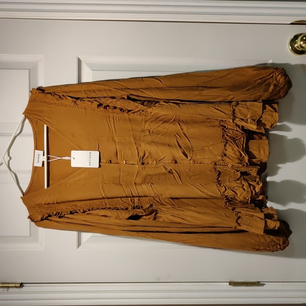 Beautiful copper frilly top by Heyson